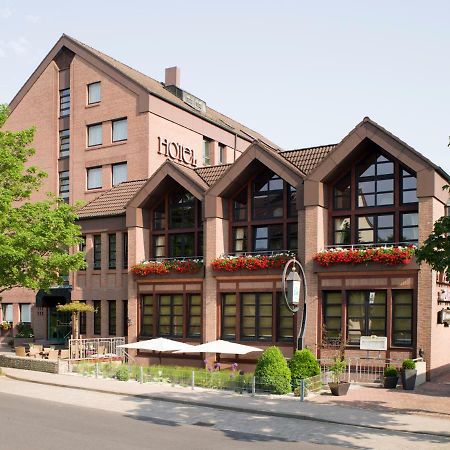 Leine Hotel พัทเทนเซน ภายนอก รูปภาพ