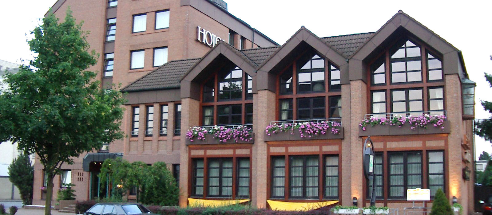 Leine Hotel พัทเทนเซน ภายนอก รูปภาพ